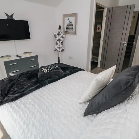 The Hepburn Apartment